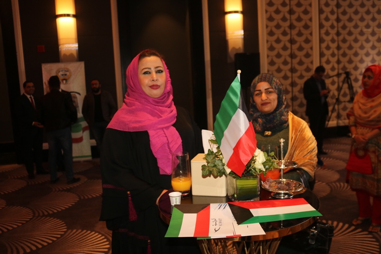 a_kweet_1_156.JPG