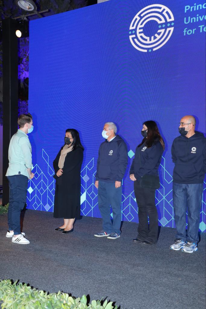  الأميرة تلتقي الطلبة في الجامعة - وكالة عكاظ الاخبارية