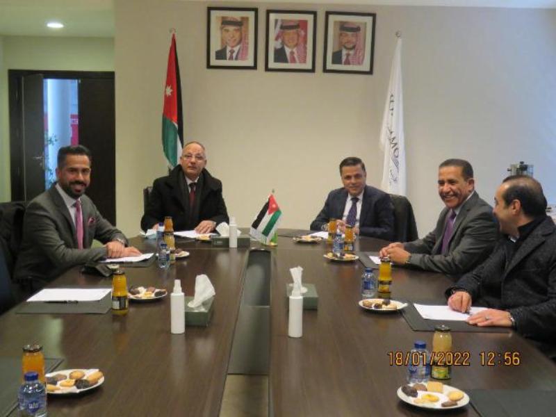  من جامعة عمان الأهلية يزور المركز الأردني للتصميم والتطوير JODDB3 - وكالة عكاظ الاخبارية