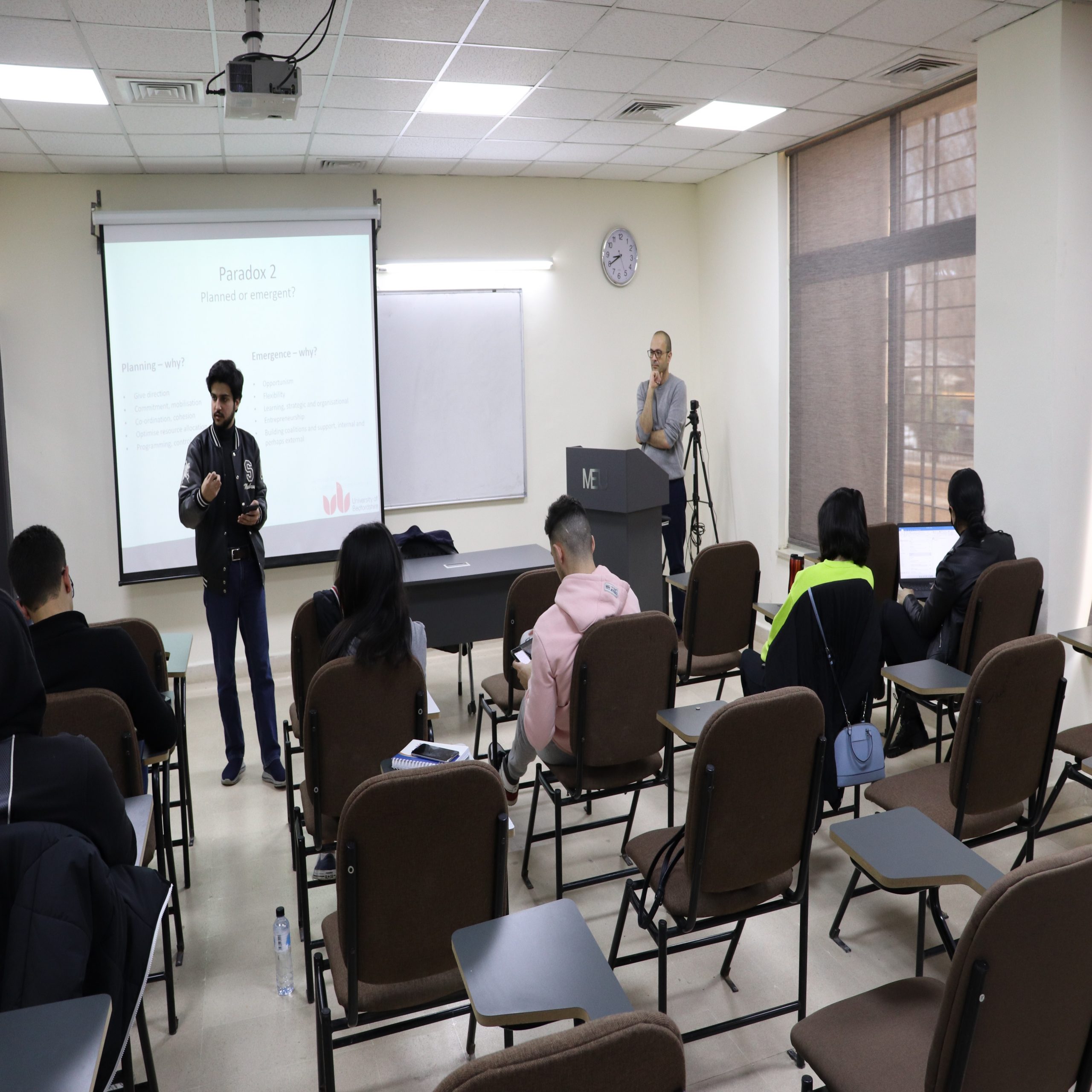  جامعة بيدفوردشير 1 scaled - وكالة عكاظ الاخبارية