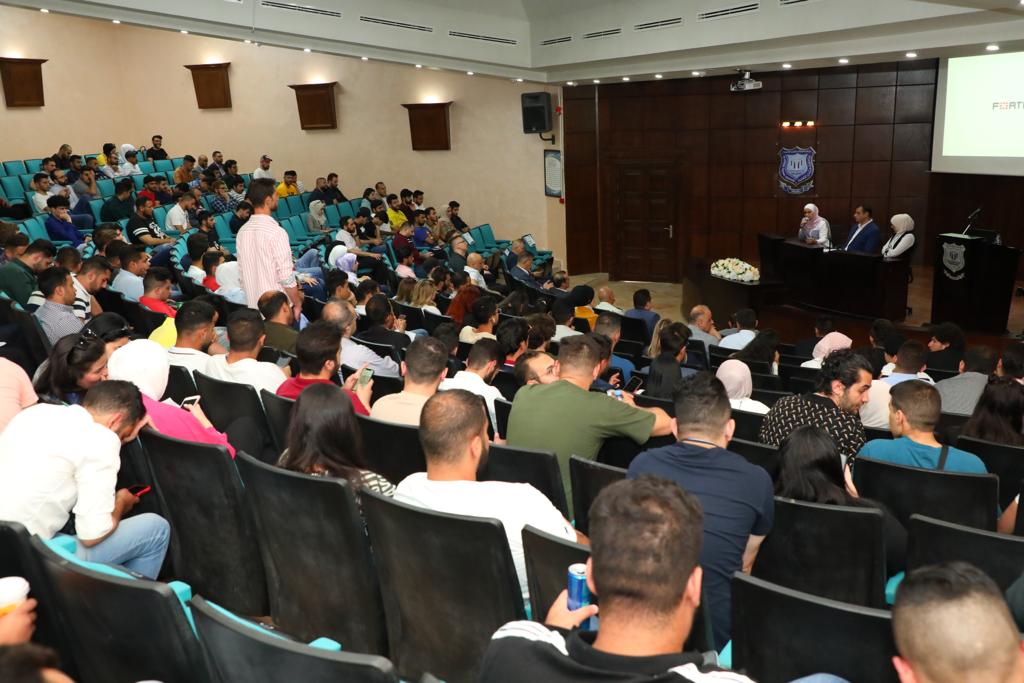 6 - وكالة عكاظ الاخبارية