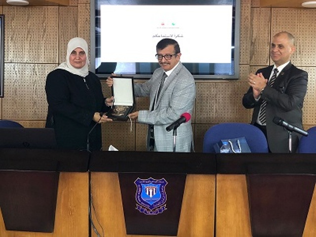  تبادل المعرفة والخبرات لأعضاء الهيئة التدريسية وطلبة الدراسات العليا في عمان الأهلية - وكالة عكاظ الاخبارية