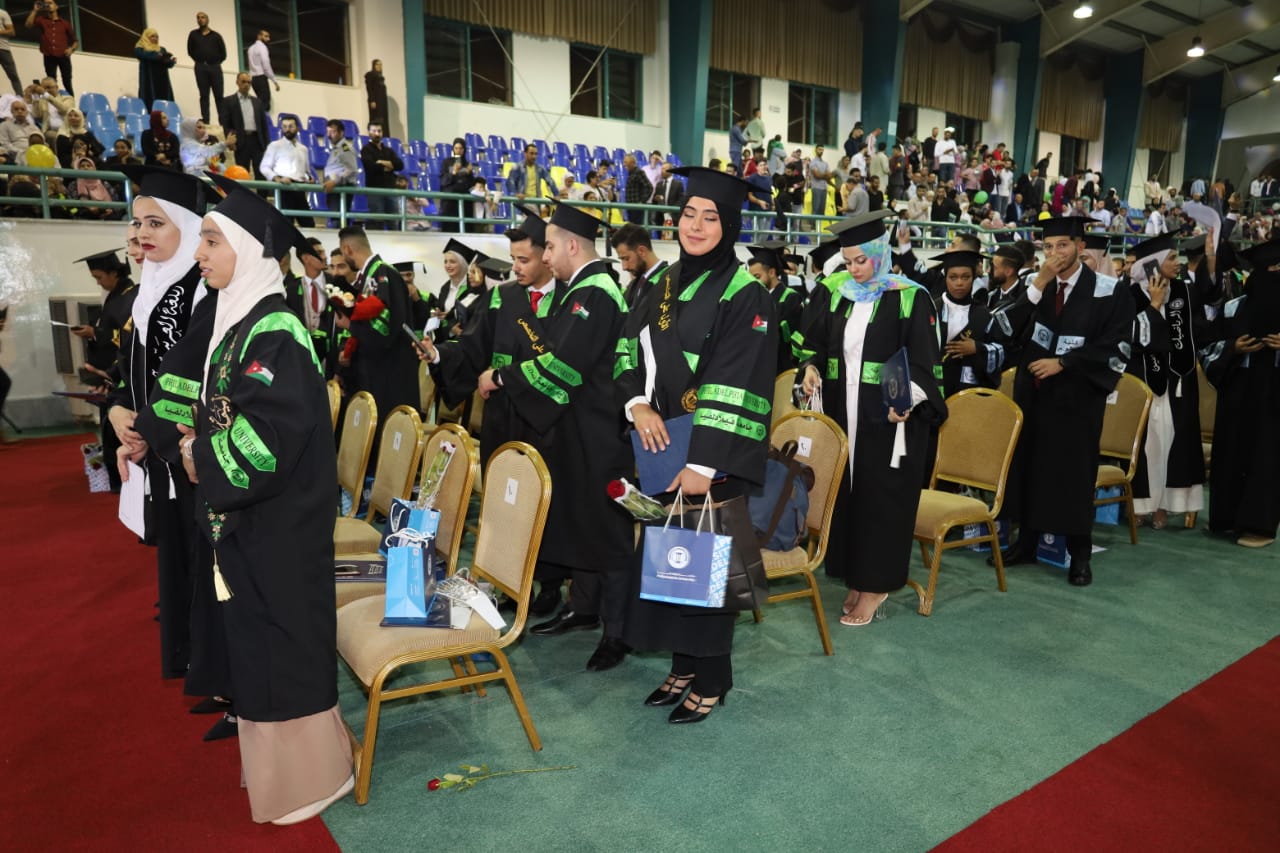  4 - وكالة عكاظ الاخبارية