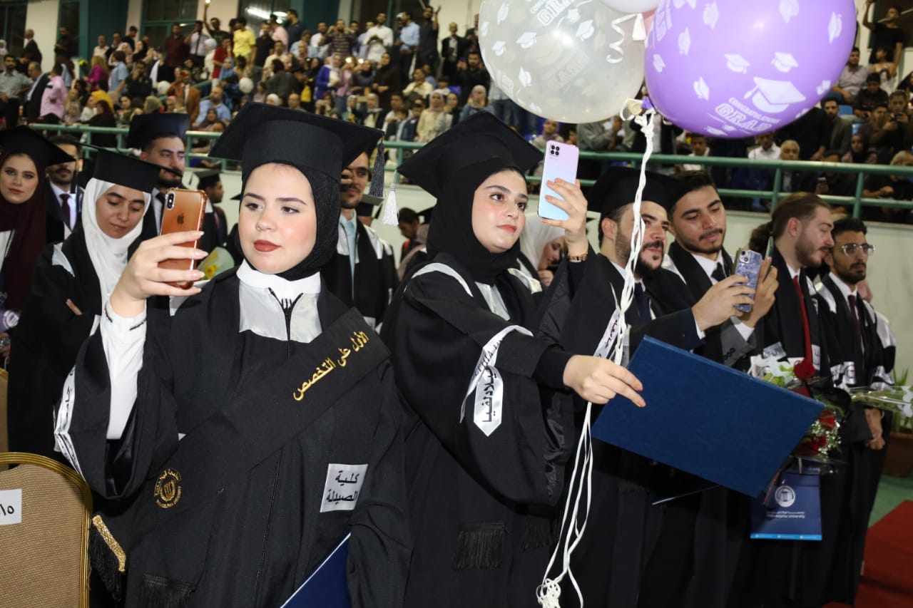  5 - وكالة عكاظ الاخبارية