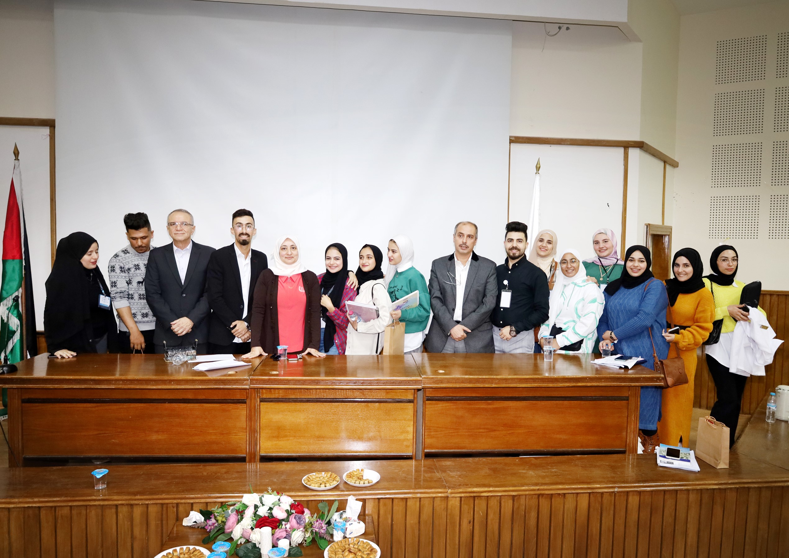 1 2 - وكالة عكاظ الاخبارية