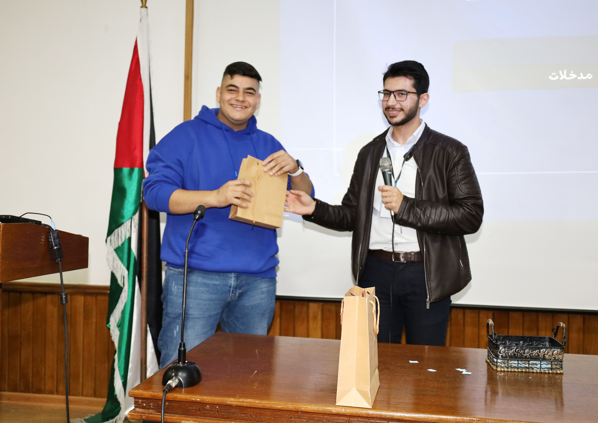 8 - وكالة عكاظ الاخبارية