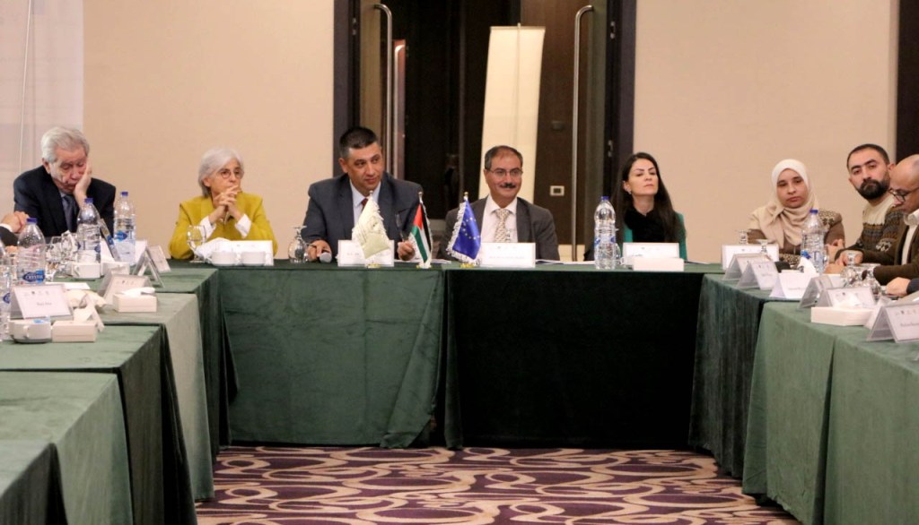 .د. الخوالدة يؤكد باجتماع لجنة توجيهية للتراث الثقافي على ضرورة توسيع نتائج البحث العلمي  - وكالة عكاظ الاخبارية