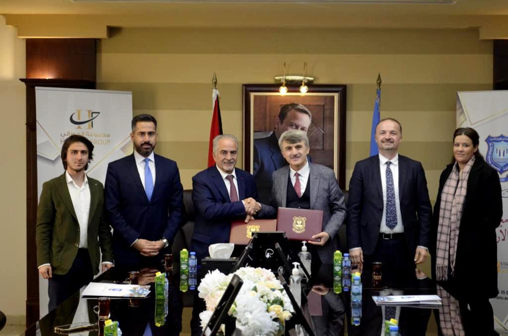  تفاهم بين عمان الأهلية وجامعة كوتاهيا دوملوبينار التركية - وكالة عكاظ الاخبارية