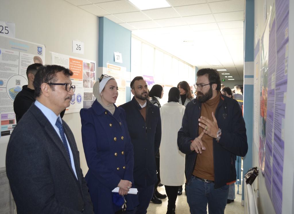  الملصقات العلمية لطلبة الدراسات العليا بصيدلة عمان الاهلية 3 - وكالة عكاظ الاخبارية