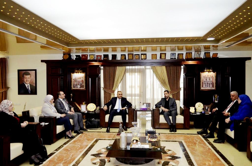  من وزارة التعليم العالي العراقية يزور عمان الأهلية2 - وكالة عكاظ الاخبارية