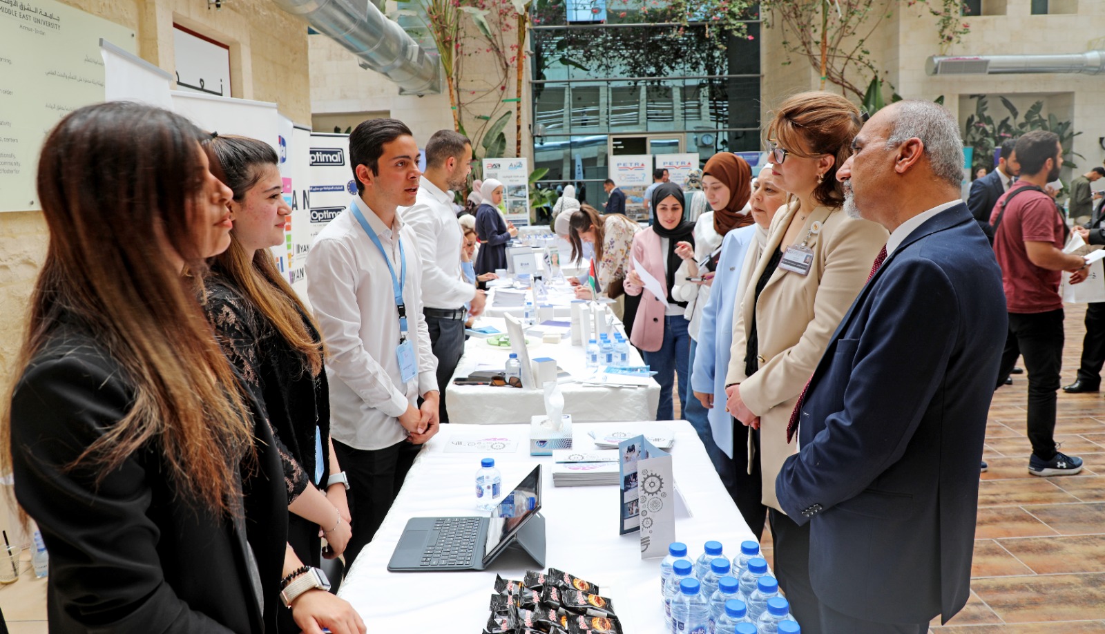  الوظيفي 1 - وكالة عكاظ الاخبارية