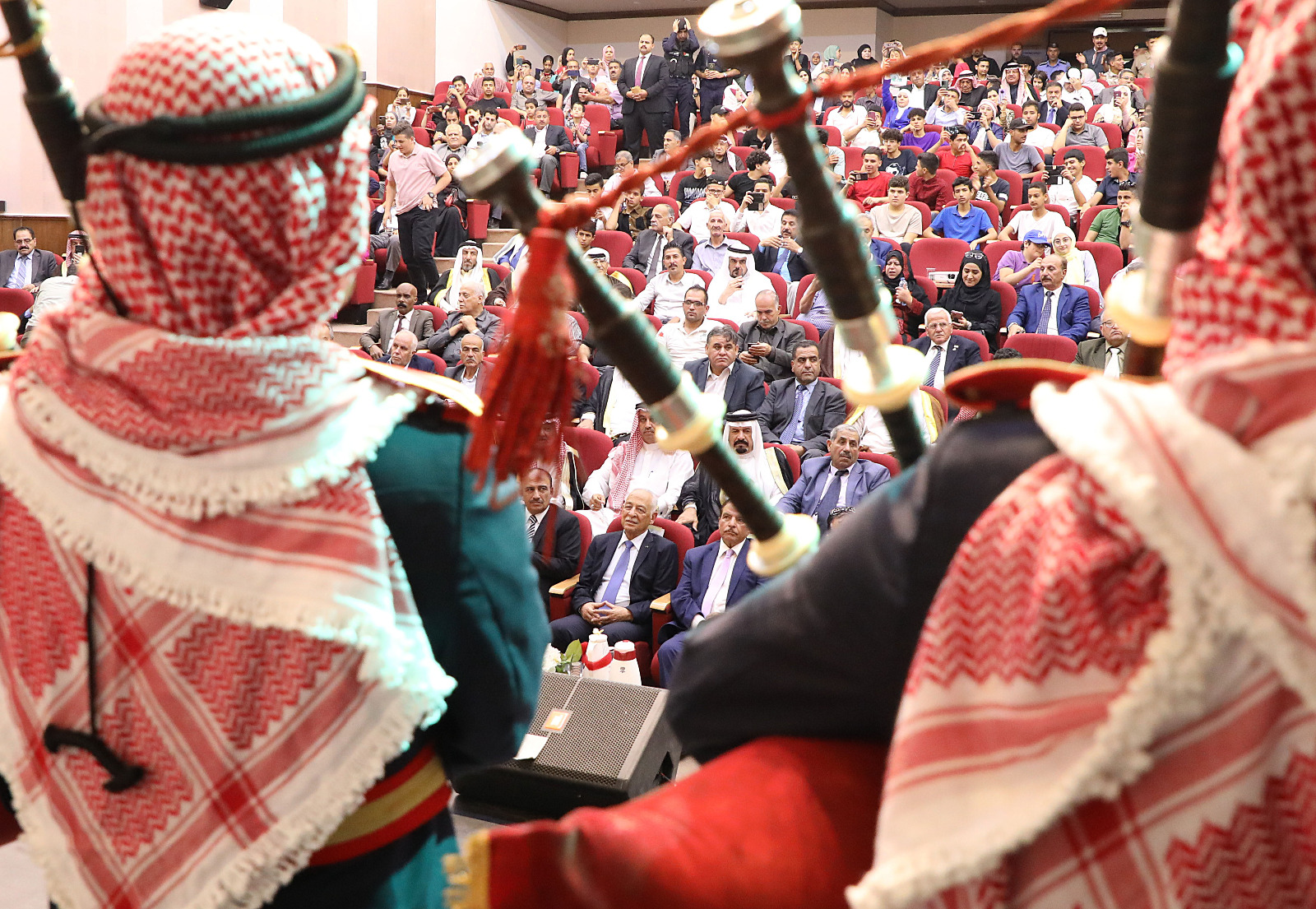 bvbv - وكالة عكاظ الاخبارية