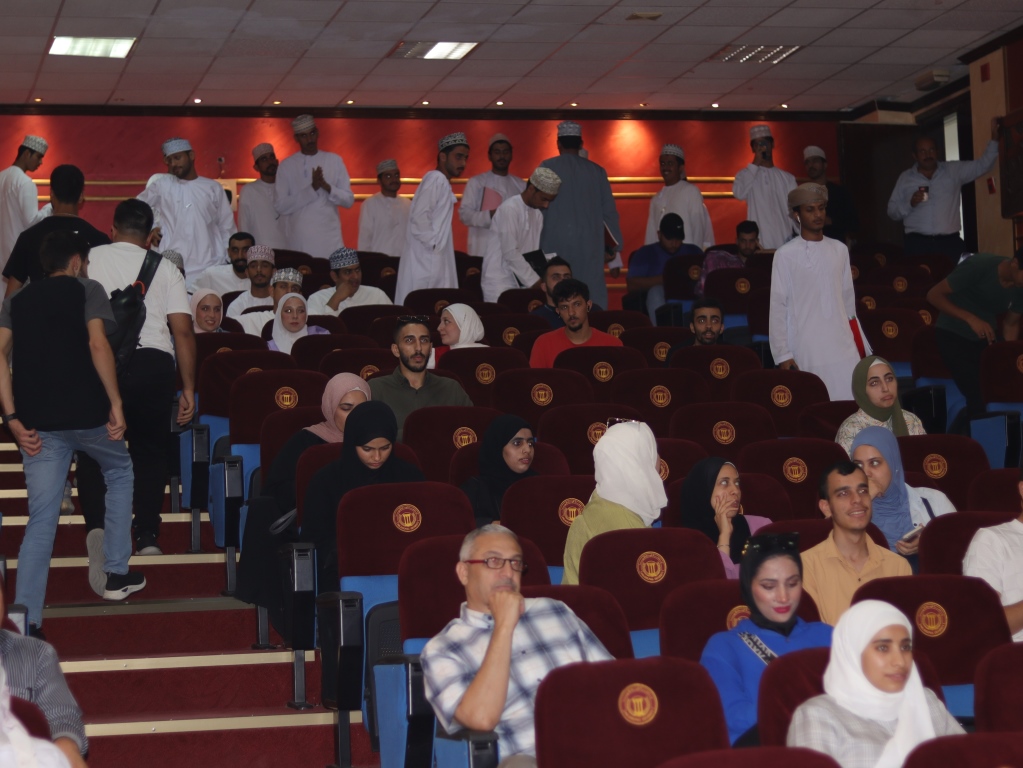 4 - وكالة عكاظ الاخبارية