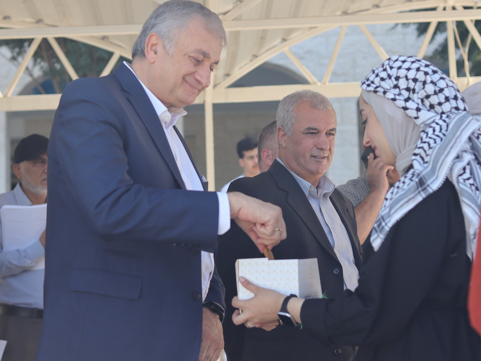 1 - وكالة عكاظ الاخبارية