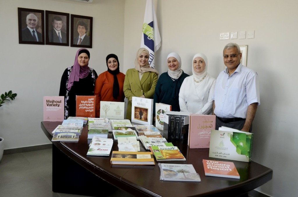  التكنولوجيا الزراعية تستضيف مندوب جائزة الشيخ خليفة لنخيل التمر والابتكار الزراعي - وكالة عكاظ الاخبارية