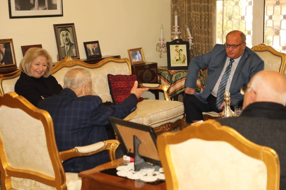 2 - وكالة عكاظ الاخبارية