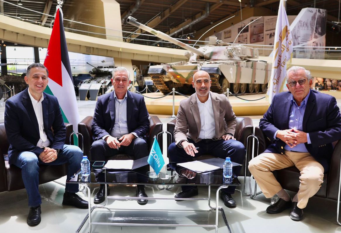  اليمين غرغور والجاسم والطراونة والبيطار على هامش توقيع الاتفاقية - وكالة عكاظ الاخبارية