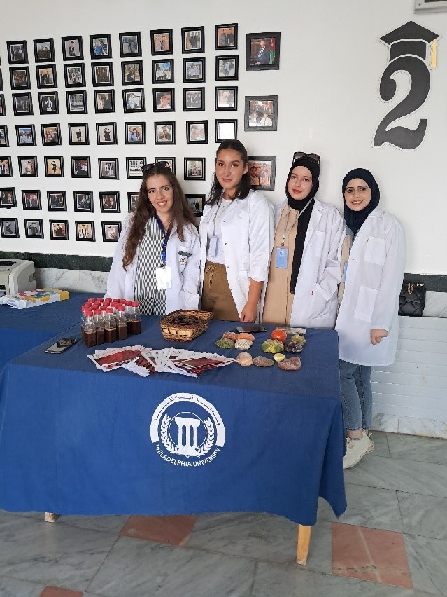 4 - وكالة عكاظ الاخبارية