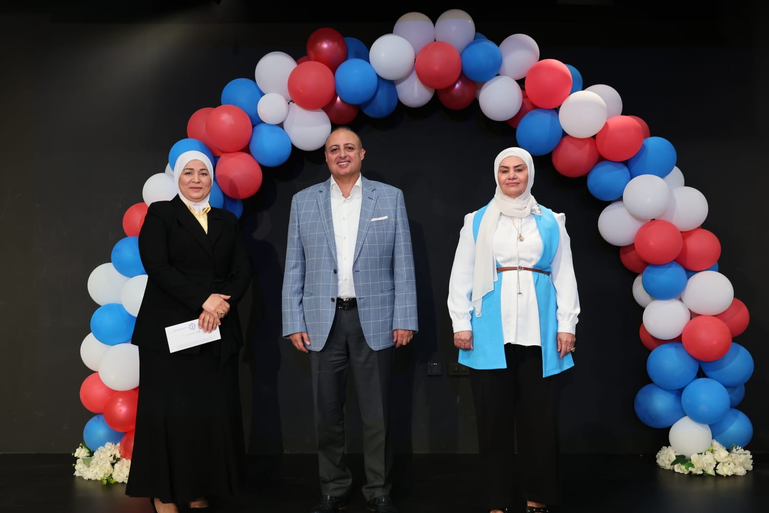 16 - وكالة عكاظ الاخبارية
