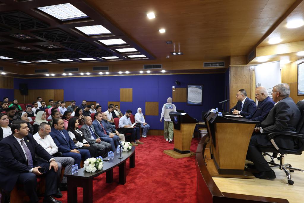  عمان الأهلية يستقبل معالي م. المعايطة. وعقد ورشة حوارية حول قانون الانتخاب والأحزاب السياسية2 - وكالة عكاظ الاخبارية