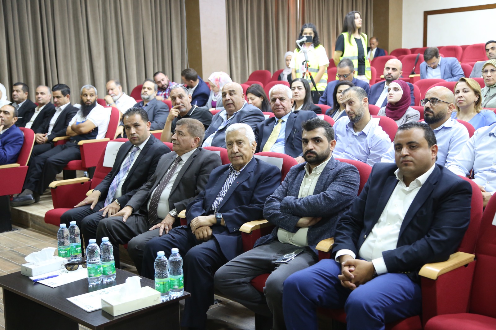  6 - وكالة عكاظ الاخبارية