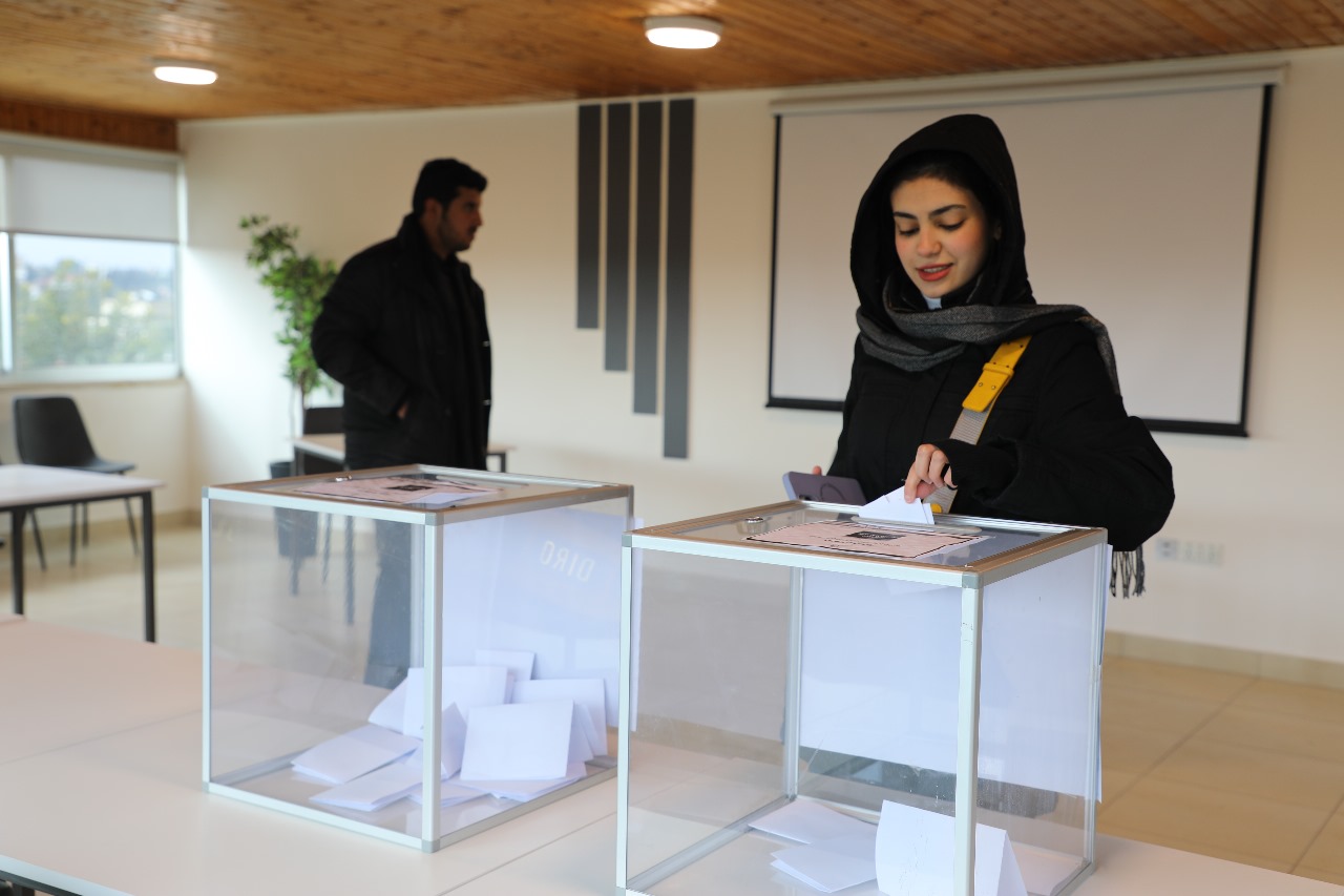  2 - وكالة عكاظ الاخبارية