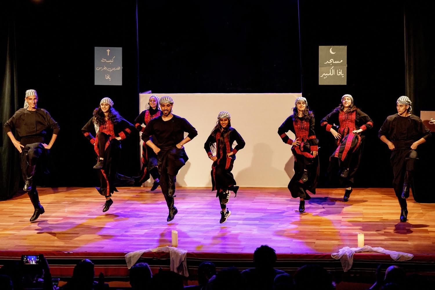  4 - وكالة عكاظ الاخبارية