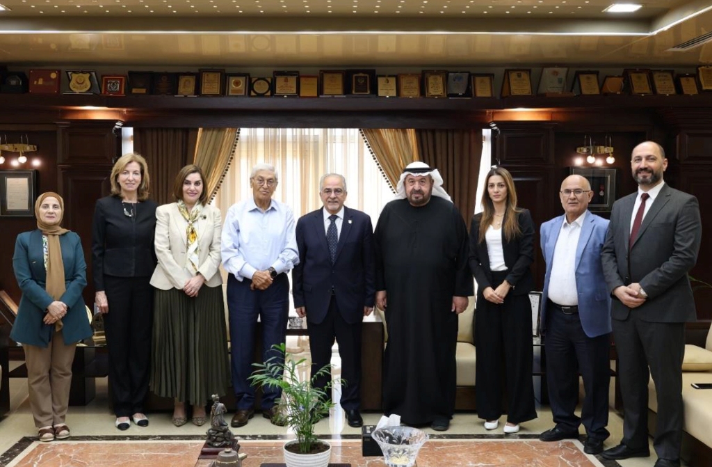 الأهلية ومنتدى المستثمر العربي العالمي يتفقان على تعزيز التعاون البحثي والعلمي - وكالة عكاظ الاخبارية