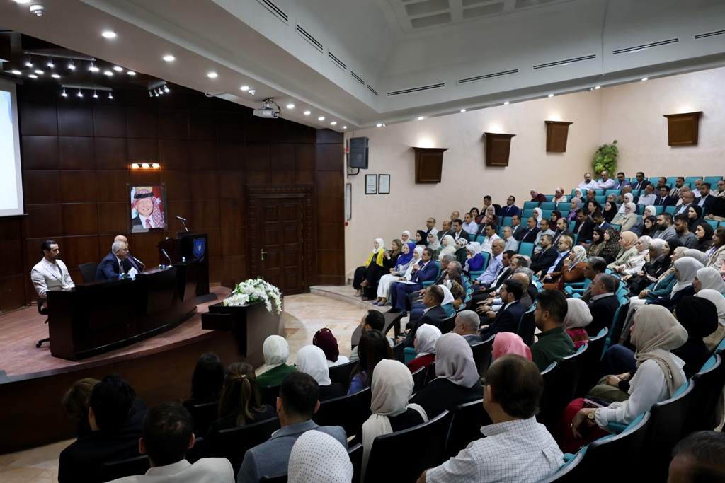  عمان الأهلية يلتقي أعضاء الهيئة التدريسية القدامى والجدد - وكالة عكاظ الاخبارية