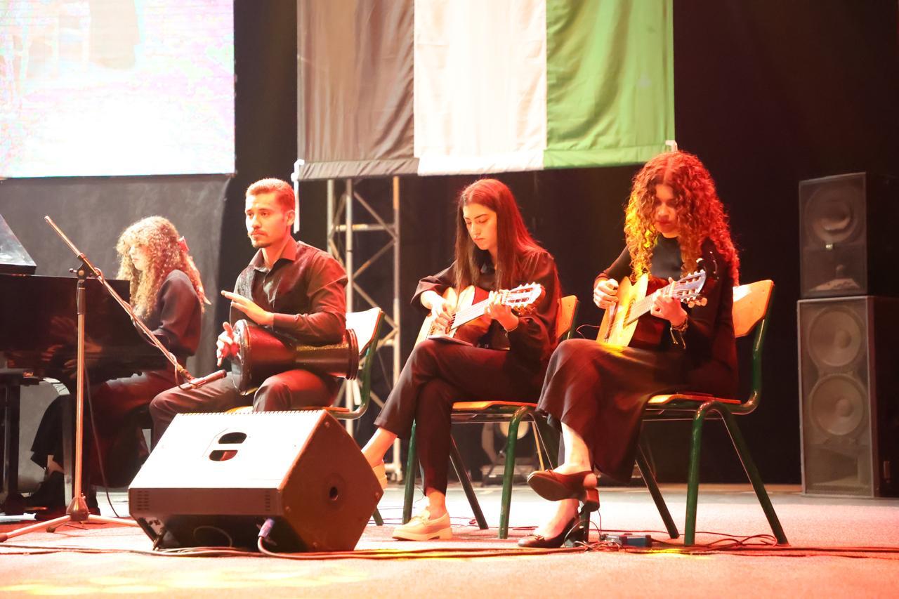 12 - وكالة عكاظ الاخبارية