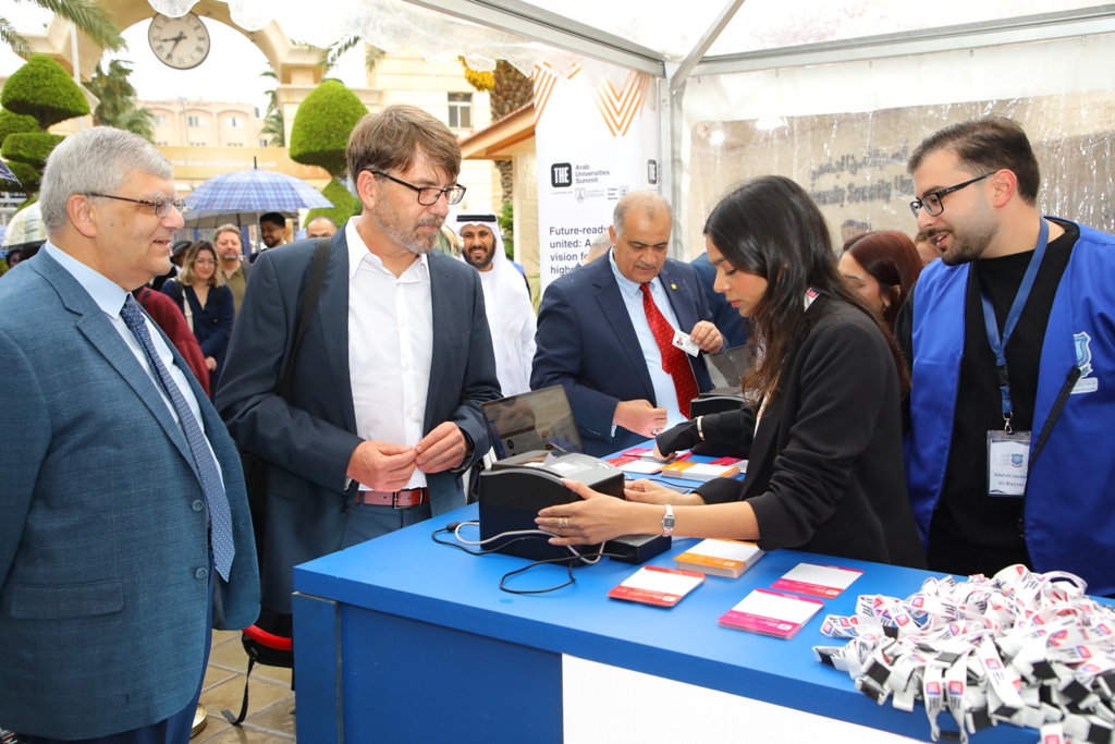 14 2 - وكالة عكاظ الاخبارية