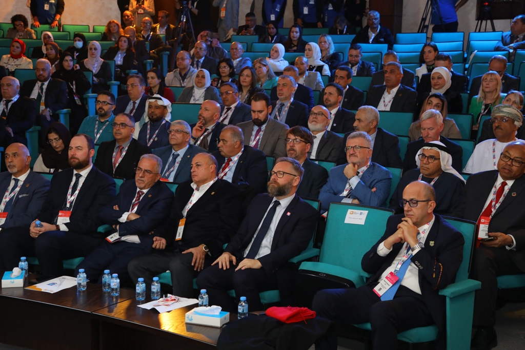 2 2 - وكالة عكاظ الاخبارية