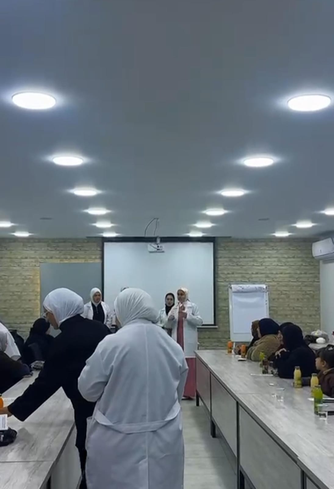  7 - وكالة عكاظ الاخبارية