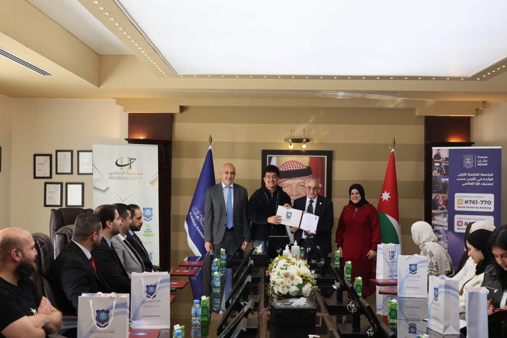  الاهلية تكرم الفائزين6 - وكالة عكاظ الاخبارية