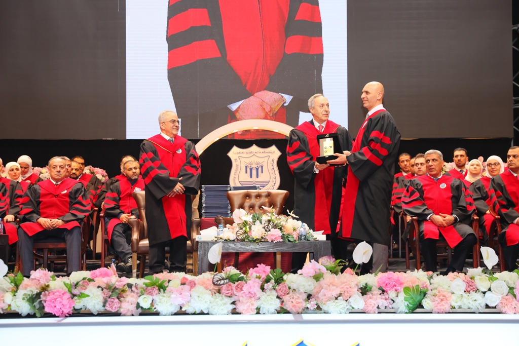 5 - وكالة عكاظ الاخبارية