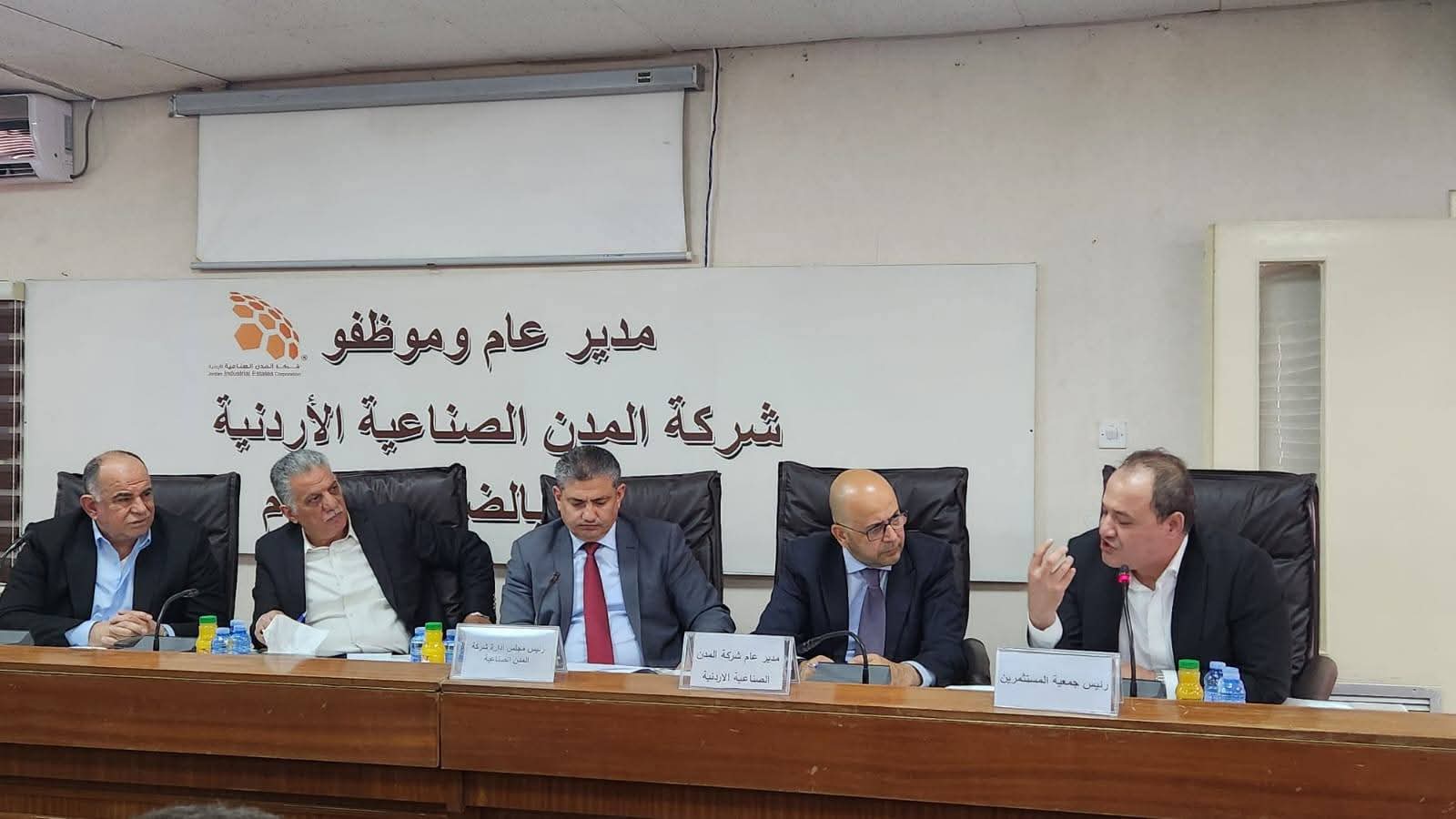 24bc85ae dfc3 4817 8dfb d8e735bdb6c5 - وكالة عكاظ الاخبارية