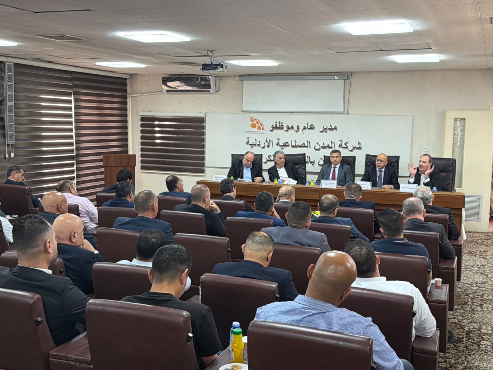 ce0d7aa3 87b9 4b5d acb4 f73cdab156a1 - وكالة عكاظ الاخبارية