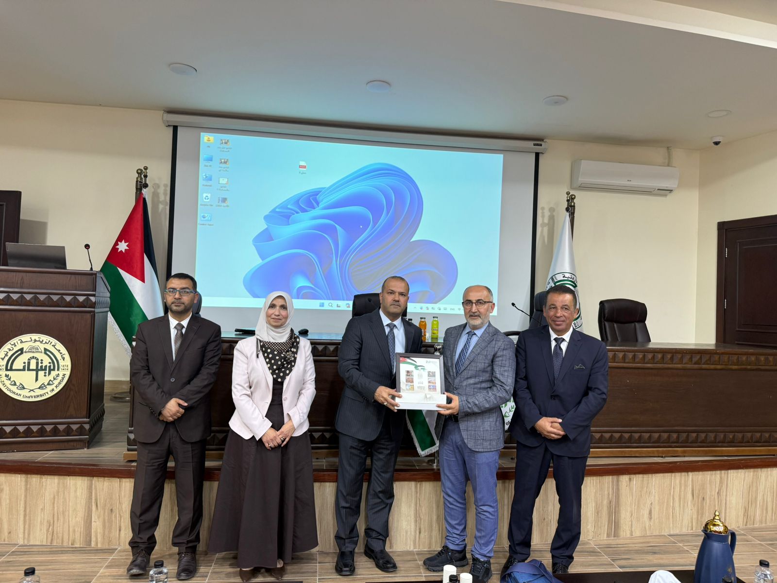  3 - وكالة عكاظ الاخبارية