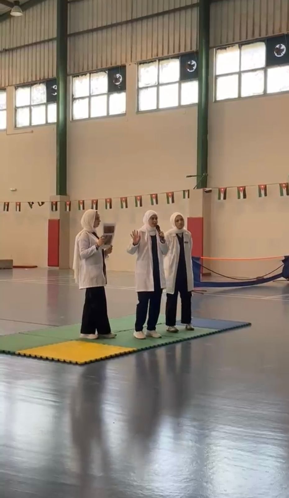  4 - وكالة عكاظ الاخبارية