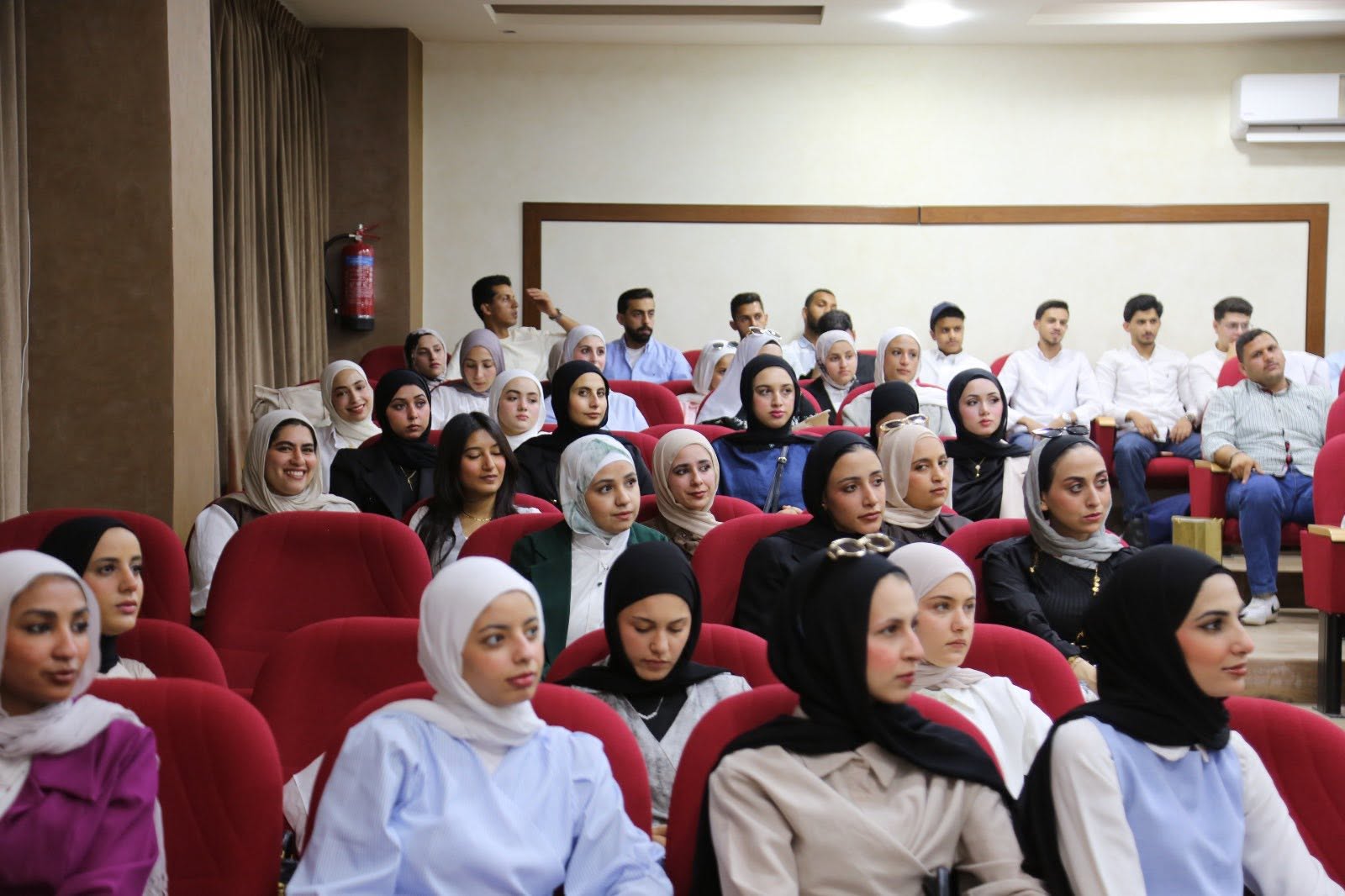  3 - وكالة عكاظ الاخبارية