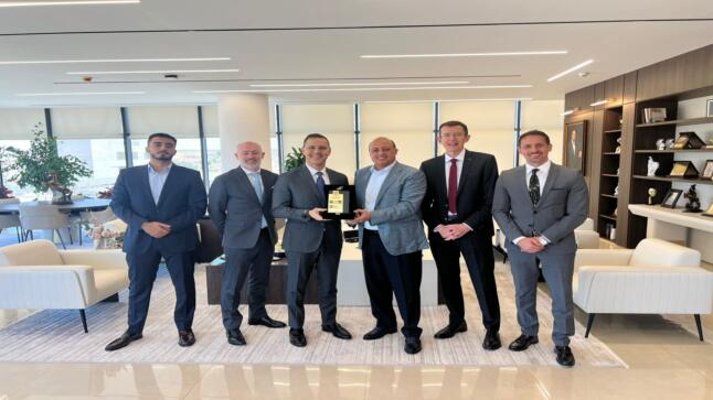 عمان الاهلية تستقبل وفداً من مجموعة أكور العالمية وفندق موفنبيك عمّان