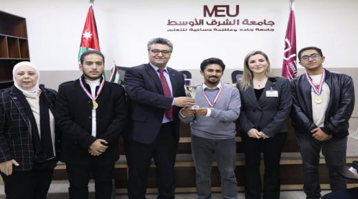 بطولة المناظرات الأولى في “الشرق الأوسط” تضع الطلبة أمام قضايا هامة