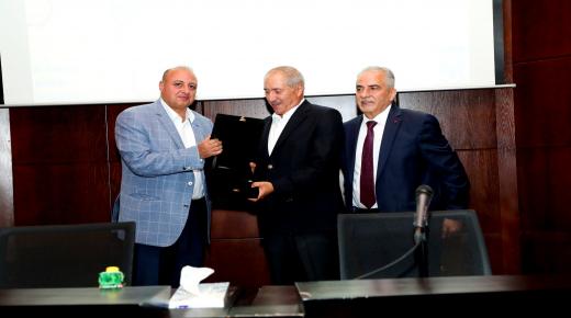 وزير الخارجية الأسبق معالي العين ناصر جودة يختتم فعاليات نموذج الأمم المتحدة لطلبة جامعة عمان الأهلية