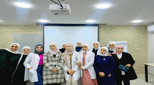 كلية التمريض في جامعة الزيتونة تنفذ فعاليتين صحيتين للأطفال ذوي الإعاقة وأهاليهم