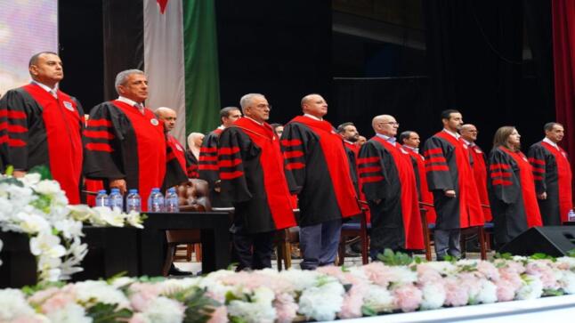 بالصور … د. ماهر الحوراني يرعى اليوم الأول لإحتفال عمان الأهلية بتخريج طلبتها للفصل الصيفي من الفوج 32