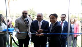 سامسونج إلكترونيكس المشرق العربي تفتتح معرضها في عمان الأهلية وتوقّعان مذكرة تعاون