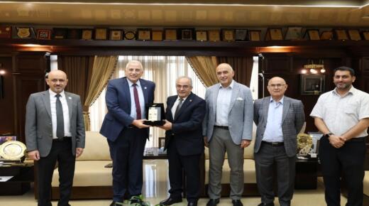 عمّان الأهلية تستقبل رئيس لجنة قطاع العلاج الطبيعي بالمجلس الأعلى للجامعات المصرية