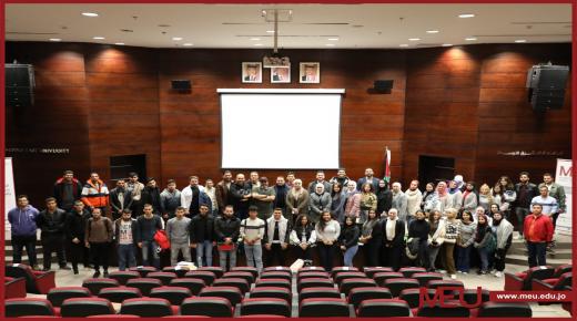 طلبة “الشرق الأوسط” أمام تجارب عملية في التسويق الإلكتروني والتصميم الداخلي