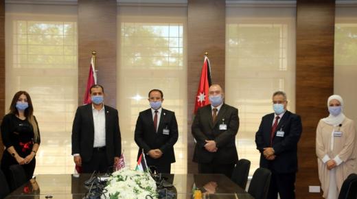 جامعة الشرق الاوسط تبرم اتفاقية تعاون مع دار العلوم الدولية للتدريب