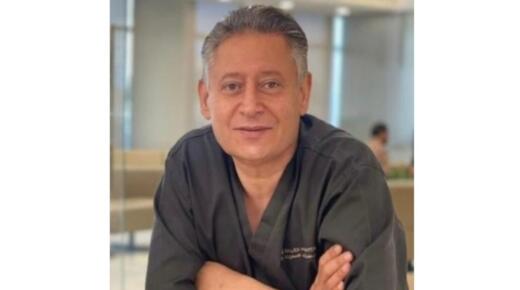 استشاري القلب العالمي د. أيمن حمدان يباشر عمله في مستشفى الكندي بعمان